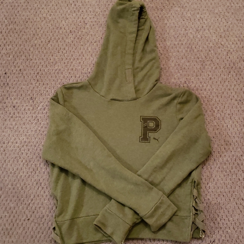 Puma Cropped Hoodie